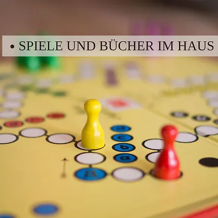 Apartment Haus Krabbe Ohne Kueche, Fuer 1-2 Personen, Doppelbett, Zentral Gelegen Zwischen Cuxhaven Und Bremerhaven, Hunde Kostenfrei Willkommen, Kostenfreier Parkplatz *