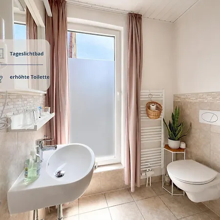 Apartamento Haus Krabbe Fuer Kurzaufenthalt Und Geschaeftsreise, Zwischen Bremerhaven Und Cuxhaven Wremen