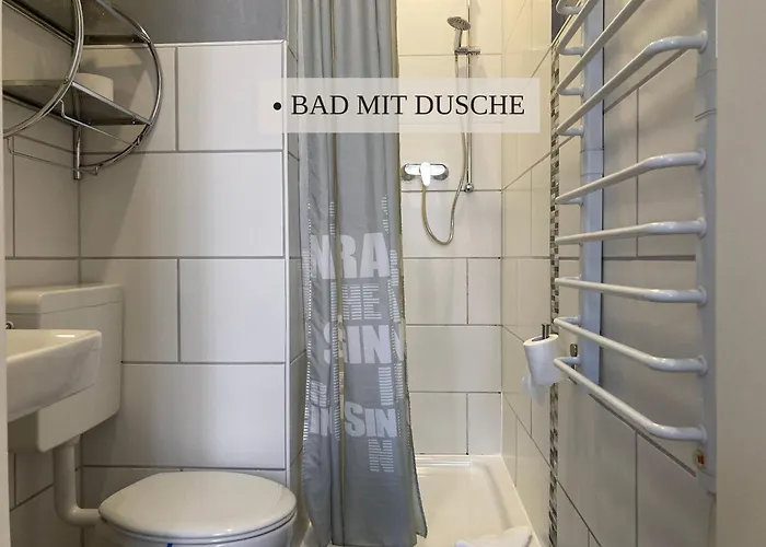 Haus Krabbe Ohne Kueche, Zentral Gelegen Zwischen Cuxhaven Und Bremerhaven, Unterstellmoeglichkeit Fuer Fahrraeder Und E-bikes, Hauseigener Parkplatz, Hunde Kostenfrei Willkommen